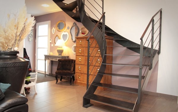 Escalier sur mesure en métal